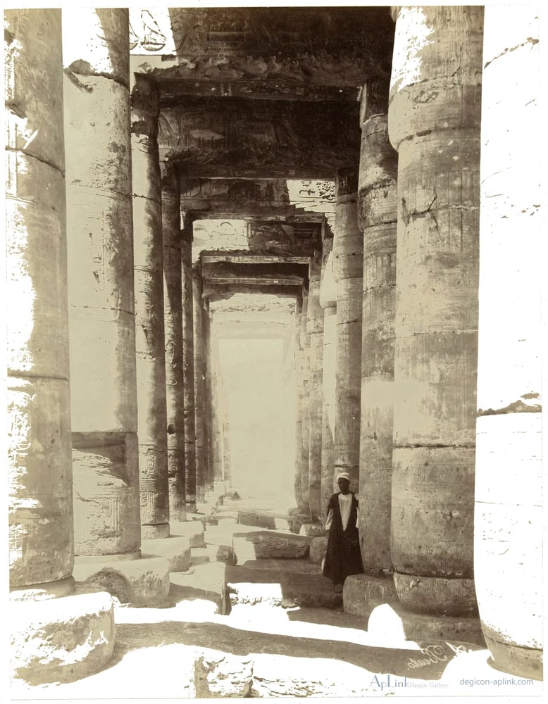Zuilengalerij in de tempel van Seti I, Abydos — カイロ／エジプトの古写真