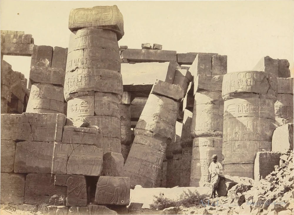 Pilaren van de grote zaal in de tempel van Karnak — カイロ／エジプトの古写真