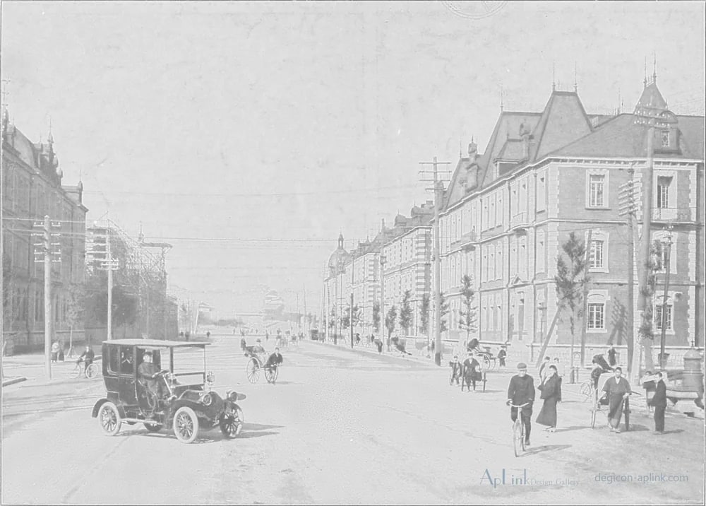 Scenes in the Eastern Capital of Japan — plate 0016b — 日本（幕末・明治）の手彩色写真