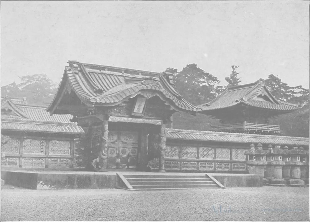 Scenes in the Eastern Capital of Japan — plate 0025b — 日本（幕末・明治）の手彩色写真