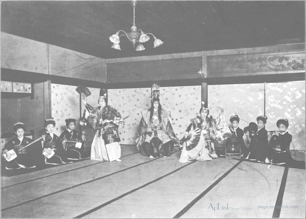 Scenes in the Eastern Capital of Japan — plate 0026b — 日本（幕末・明治）の手彩色写真