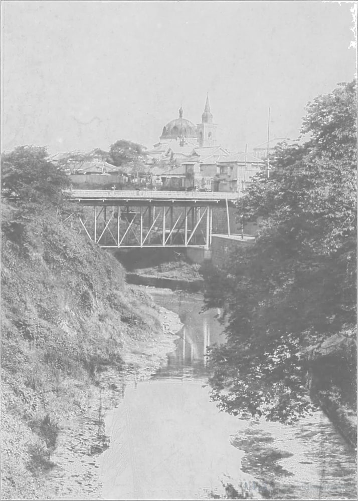 Scenes in the Eastern Capital of Japan — plate 0036a — 日本（幕末・明治）の手彩色写真
