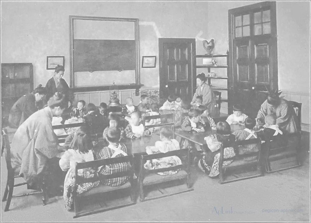 Scenes in the Eastern Capital of Japan — plate 0045a — 日本（幕末・明治）の手彩色写真