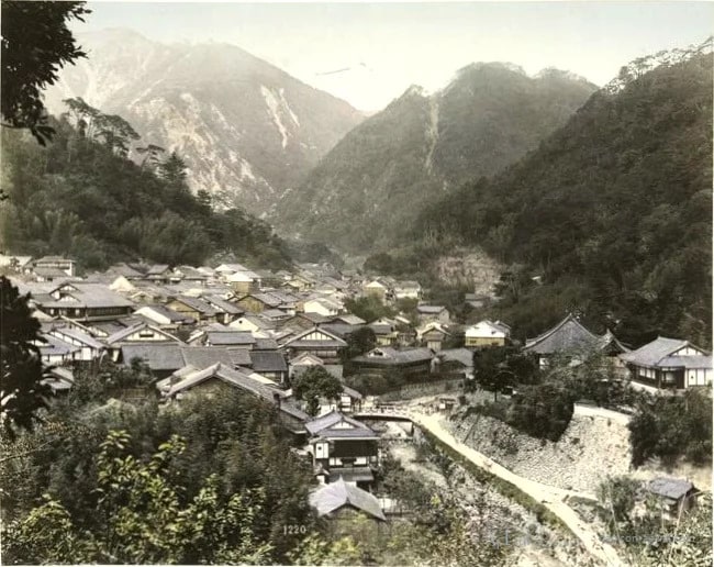 View of Arima — 日本（幕末・明治）の手彩色写真