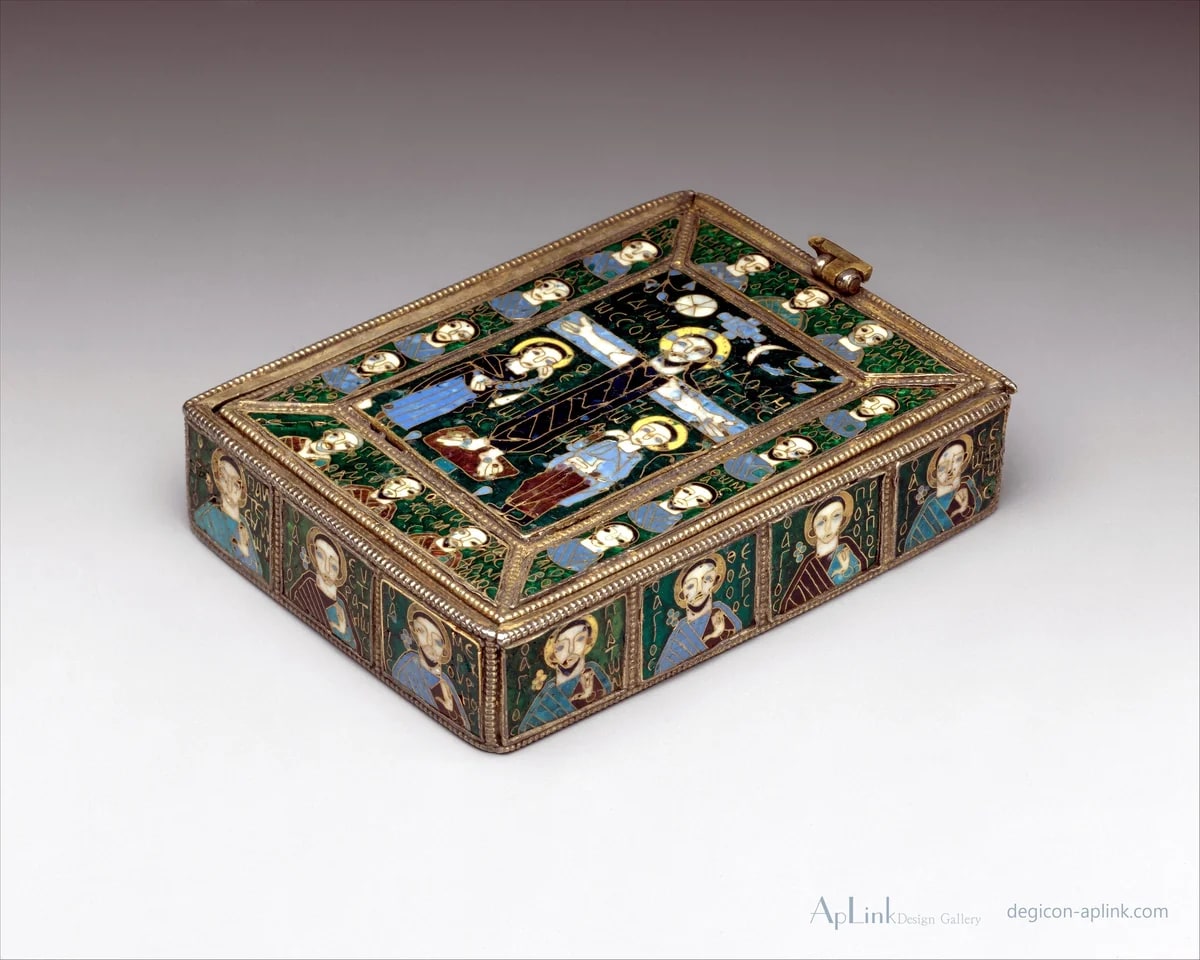 The Fieschi Morgan Staurotheke — パリの古写真