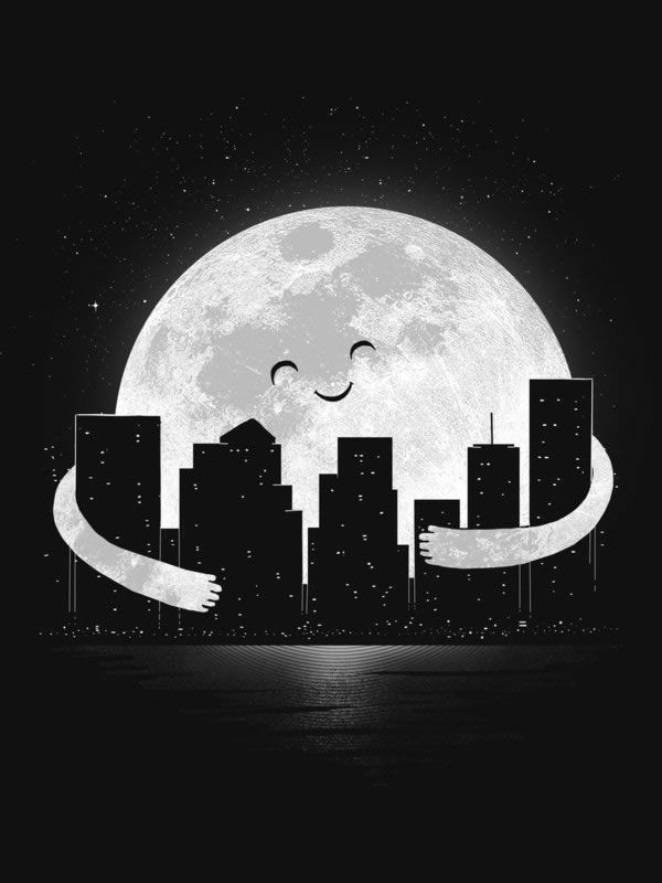 ほほえむ満月が、夜のビル街を抱きしめている